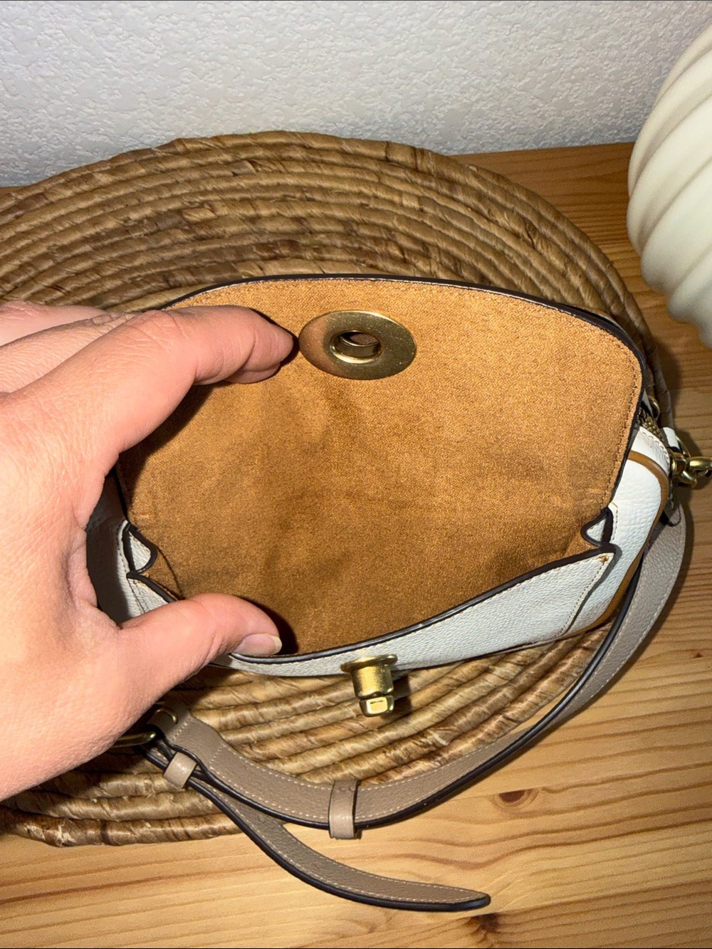 Coach Cream Pebbled Leather Crossbody with Gold Hardware - Picture 8 of 13